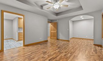 4013 E BENVALLEY Dr, Appleton, WI 54913