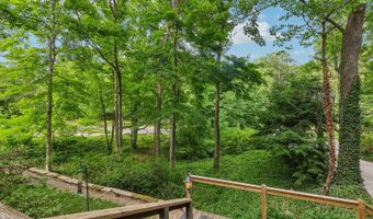 884 Dogwood Ter, Akron, OH 44321