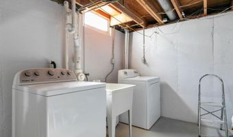 819 S JOSEPH St, Appleton, WI 54915