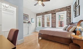 2120 Sidney St, Airville, PA 15203