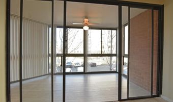1001 N RANDOLPH St 215, Arlington, VA 22201