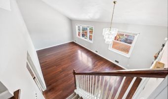 42 Mark Pl, Avenel, NJ 07001