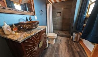 151 S Nomad Way, Big Water, UT 84741