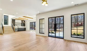372 Karen Dr, Alpharetta, GA 30009