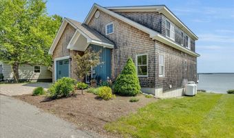 48 Ocean St, Belfast, ME 04915