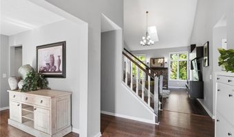 13476 Granada Ave, Apple Valley, MN 55124