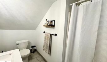 214 Philadelphia Ave, Alma, MI 48801