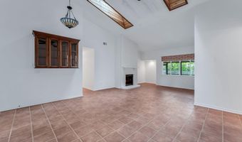 1826 TIERRA VERDE Dr, Atlantic Beach, FL 32233