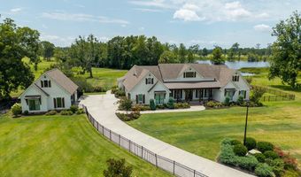173 Circlestone Dr, Adel, GA 31620