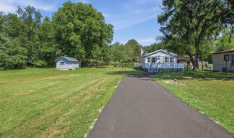 40525 N Marcus St, Antioch, IL 60002