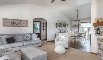 W5724 JOCHMANN Drive, Appleton, WI 54915