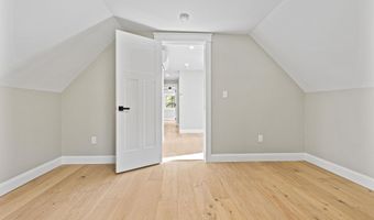 26 Binford Rd, Standish, ME 04084