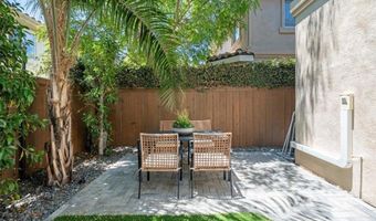 261 Chinquapin Ave, Carlsbad, CA 92008