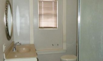 102 E Main St, Anna, OH 45302