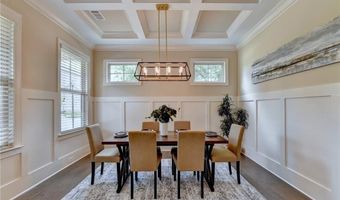 101 Spur Ln, Alpharetta, GA 30009