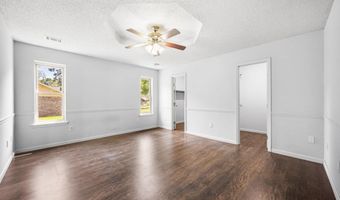 702 Kamak Dr, Beebe, AR 72012