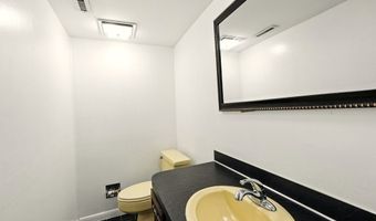 615 Glen Eden Ct, Aurora, OH 44202