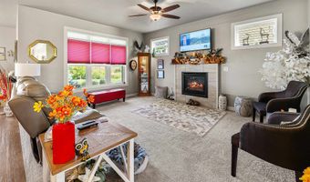 1860 N MARGARET St, Appleton, WI 54913