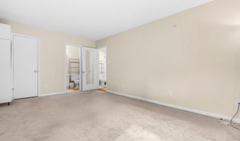 8318 TOBIN Rd 31, Annandale, VA 22003