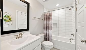 1137 Russet Ln, Apex, NC 27523