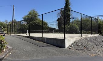 15765 HIGHWAY 101 9, Brookings, OR 97415
