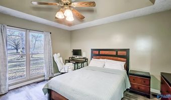 9206 Barker Rd, Athens, AL 35614