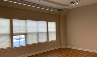 733 Broadway 105, Albany, NY 12207