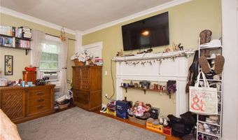 195 Town Farm Rd, Coventry, RI 02816
