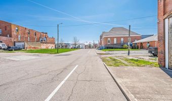 212 N Canal St, Alexandria, IN 46001