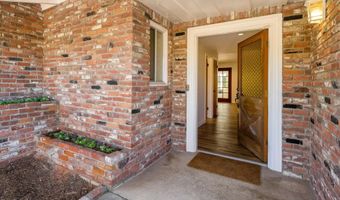 10933 Sunray Pl, La Mesa, CA 91941