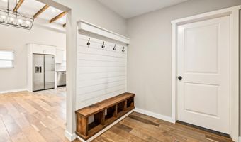 226 S First St, Benton, AR 72015