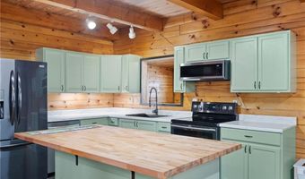 1671 Burns Ct, Austin, IN 47102