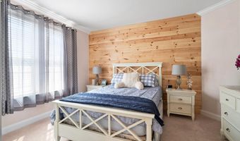 34 Samuel Dr, Barnegat, NJ 08005