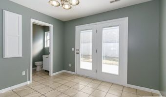 573 Raven Way Apt B, Chubbuck, ID 83202