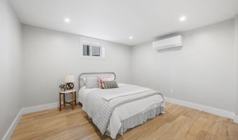 16 Burton St 16, Arlington, MA 02476