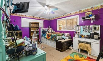 17201 Flowers Ln, Anderson, CA 96007