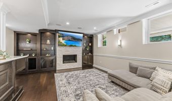 20102 DESERT FOREST Dr, Ashburn, VA 20147