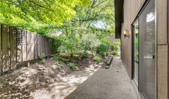 455-55 Meadowview Dr, Aurora, OH 44202