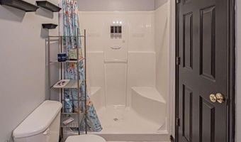 3520 Greenfield Dr, Ammon, ID 83206