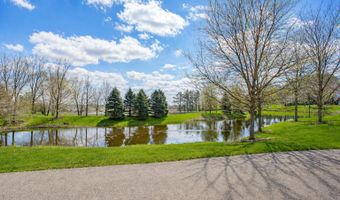 3 BLACKWOLF Ct, Algonquin, IL 60102