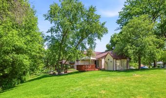 15873 Hayes Trail Ct, Apple Valley, MN 55124