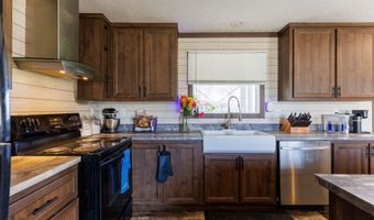 1121 Futch Rd, Adel, GA 31620