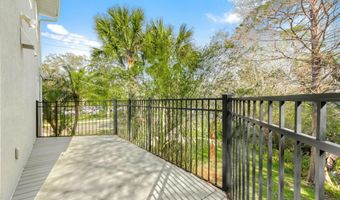 415 SEMINOLE Rd, Atlantic Beach, FL 32233
