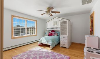159 Harbor Inn Rd, Bayville, NJ 08721