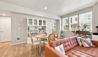 17149 SW SNOWDALE St, Beaverton, OR 97007