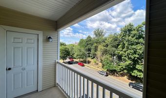 4561 STRUTFIELD Ln 3413, Alexandria, VA 22311
