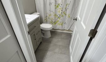 236 Sewall St, Augusta, ME 04330