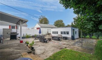 34 Aldrich Ave, Cranston, RI 02920