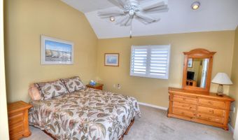 19 Centerboard Dr, Bayville, NJ 08721