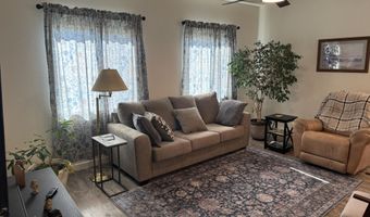 818 Karry Way, Fallon, NV 89406
